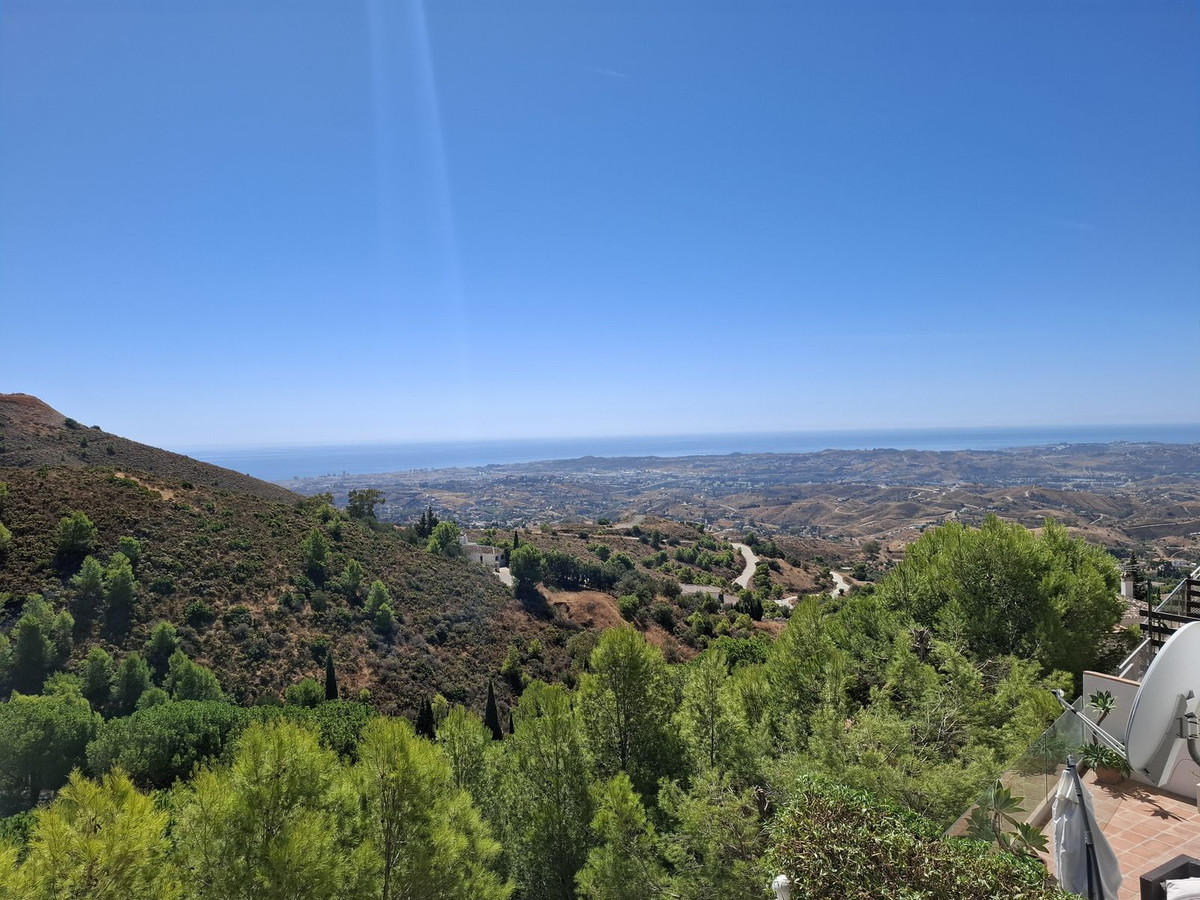 f73b2bcf12673326f8ec58b1a93bd3e1 - 63