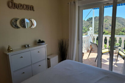 f73b2bcf12673326f8ec58b1a93bd3e1 - 66