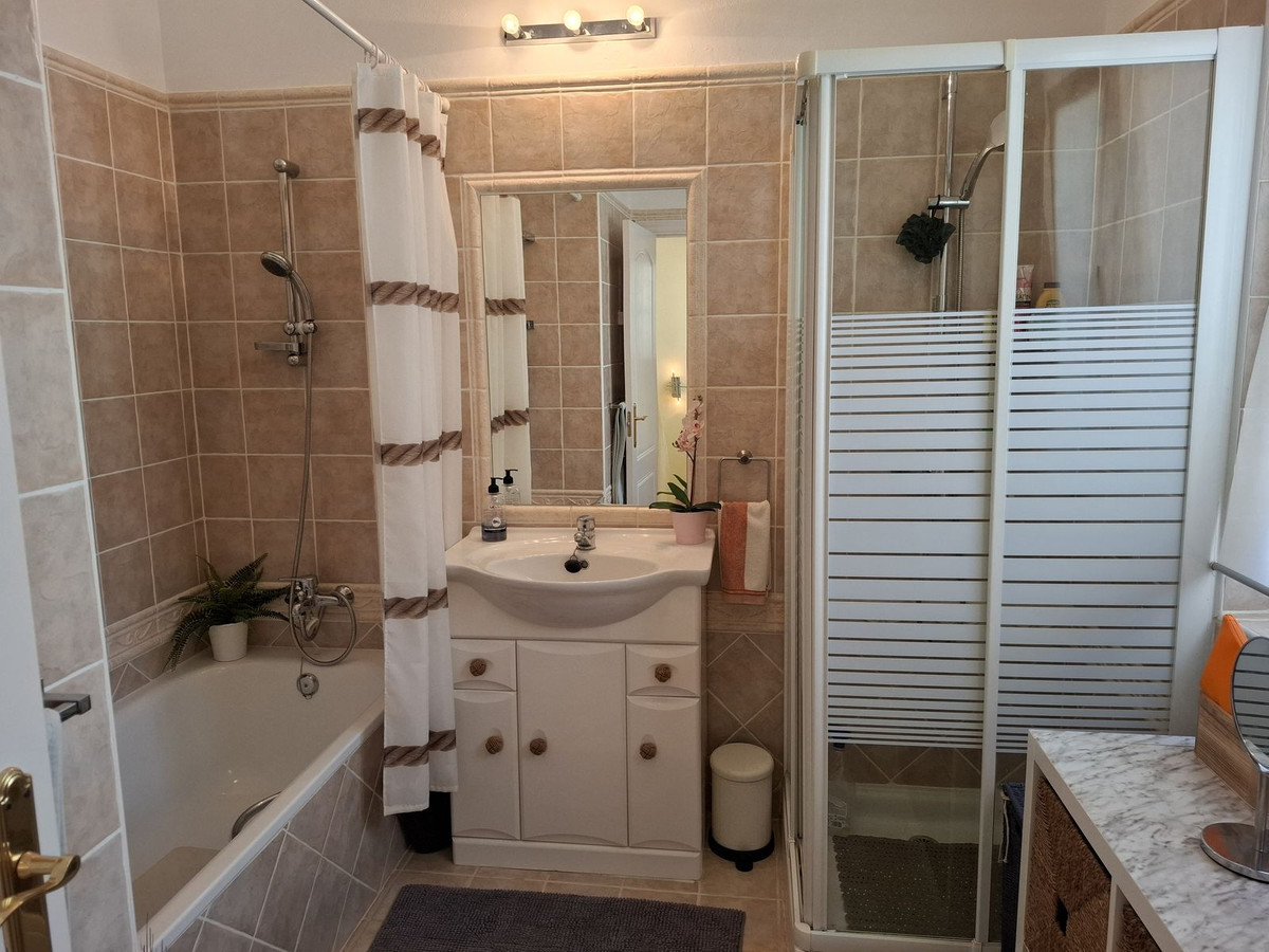 f73b2bcf12673326f8ec58b1a93bd3e1 - 67