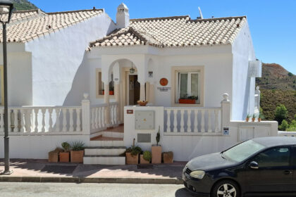 f73b2bcf12673326f8ec58b1a93bd3e1 - 71