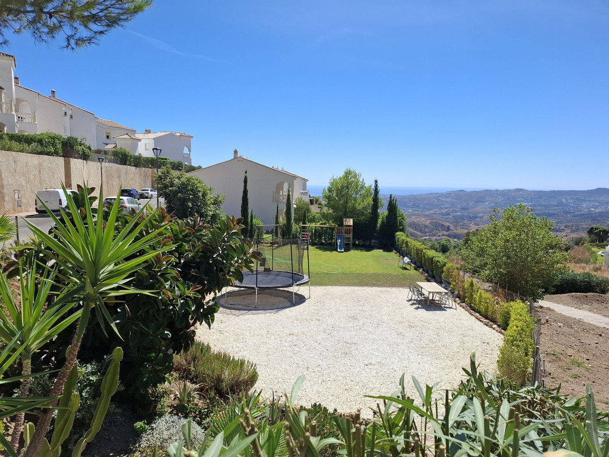 f73b2bcf12673326f8ec58b1a93bd3e1 - 72