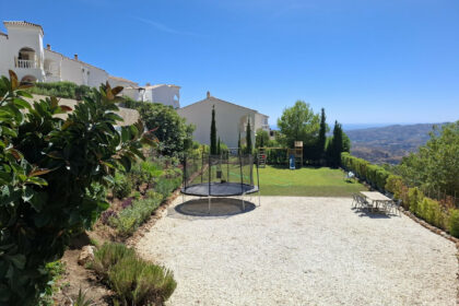 f73b2bcf12673326f8ec58b1a93bd3e1 - 73