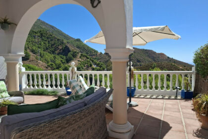 f73b2bcf12673326f8ec58b1a93bd3e1 - 8