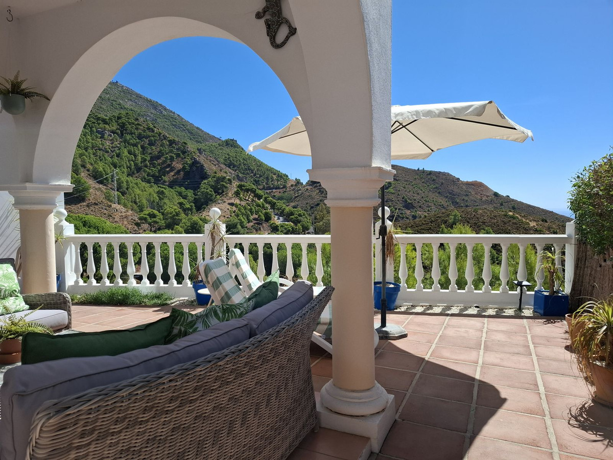 f73b2bcf12673326f8ec58b1a93bd3e1 - 8