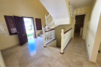 f7c2a47af91e4e5b8bdb0976cf22c325 - 10