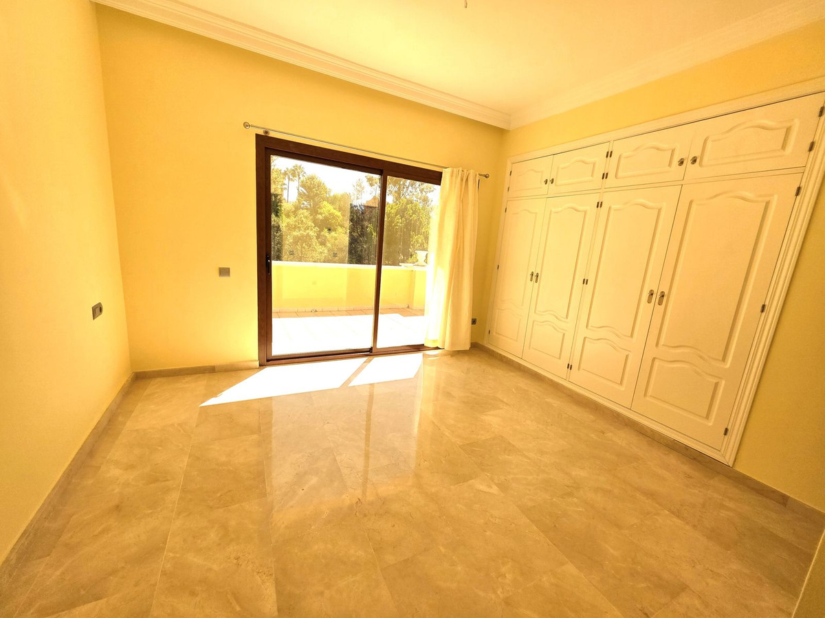 f7c2a47af91e4e5b8bdb0976cf22c325 - 20