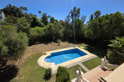 f7c2a47af91e4e5b8bdb0976cf22c325 - 9