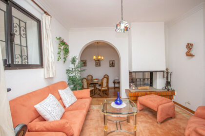 f7c418e0351da5c2f61309ac0988ce94 - 12