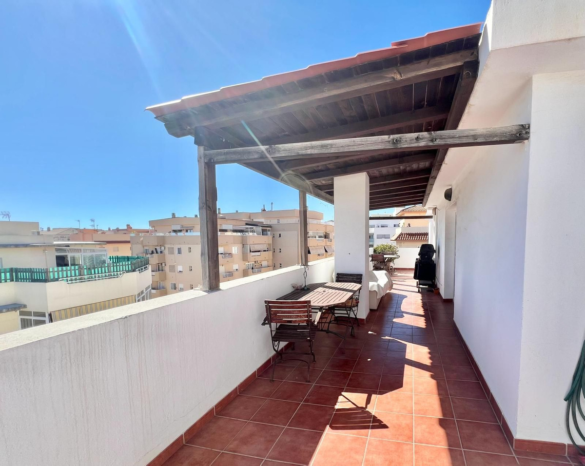 f87c611aa45eac6bab6ab1d8cb4606f4 - 10