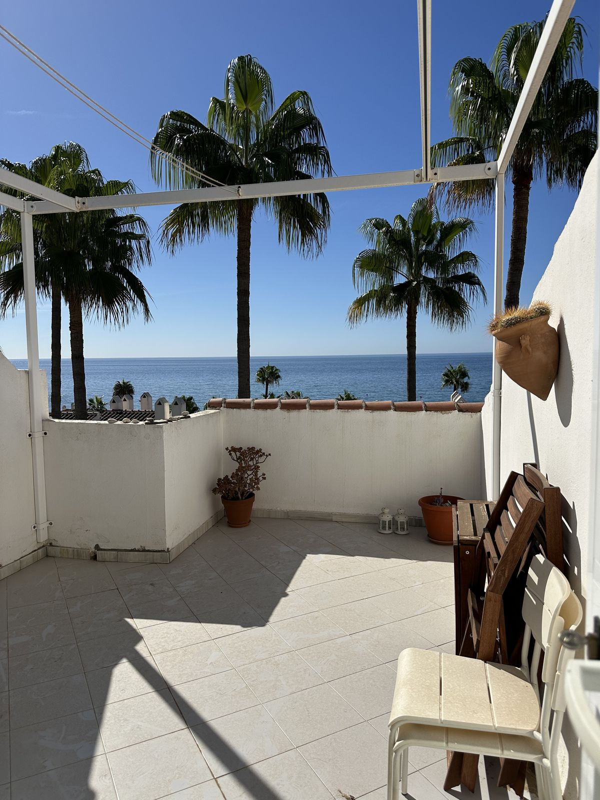 f8a90b2477c8340e0575003c050675d1 - 16