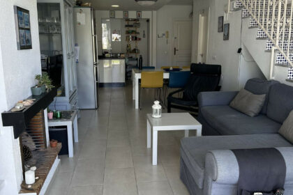 f8a90b2477c8340e0575003c050675d1 - 8