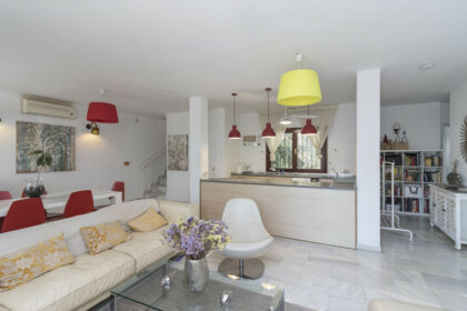 f8ce747e57d1ba11aec6828f0fb19d15 - 22