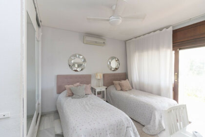 f8ce747e57d1ba11aec6828f0fb19d15 - 3