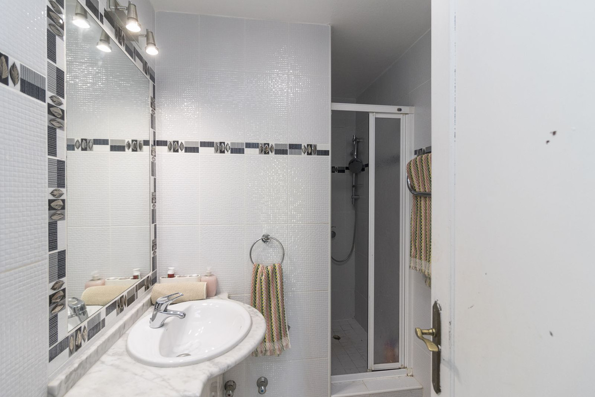 f8ce747e57d1ba11aec6828f0fb19d15 - 4