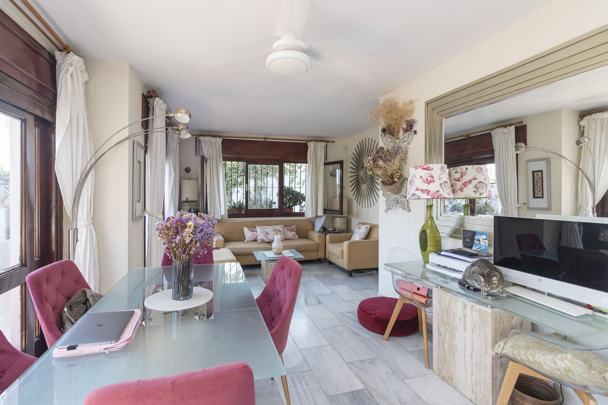 f8ce747e57d1ba11aec6828f0fb19d15 - 8