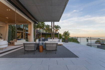 f8e2c8b4284c929d31ed018348e63089 - 21