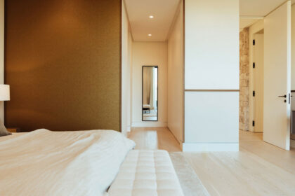 f8e2c8b4284c929d31ed018348e63089 - 32