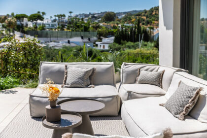 f9baf1a428c77fac9fbe49cdbd029ee2 - 13