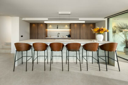 f9baf1a428c77fac9fbe49cdbd029ee2 - 19