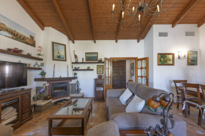 fa65e695a9bc8330bb9fbf4315813d08 - 14