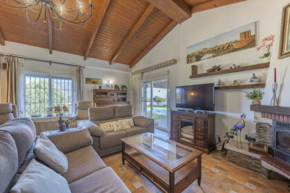 fa65e695a9bc8330bb9fbf4315813d08 - 15