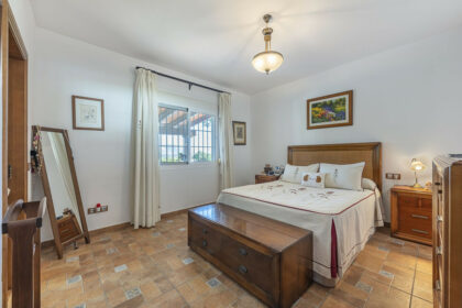 fa65e695a9bc8330bb9fbf4315813d08 - 22