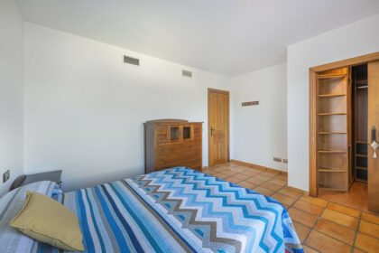 fa65e695a9bc8330bb9fbf4315813d08 - 33