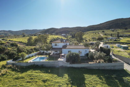 fa65e695a9bc8330bb9fbf4315813d08 - 4