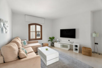 fa9da270648e6d01d9ffb0f34b50fe7a - 8