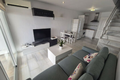 fb1e8f4bf577d5a7b2d4db6ebff3580c - 11