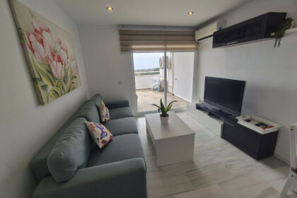 fb1e8f4bf577d5a7b2d4db6ebff3580c - 12