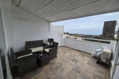 fb1e8f4bf577d5a7b2d4db6ebff3580c - 2