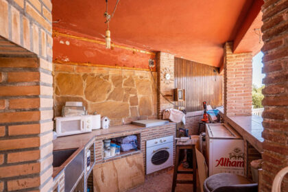 fbddd3122aea9472265ffd9a4f35ed75 - 16