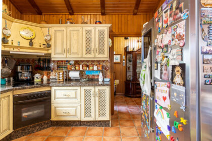 fbddd3122aea9472265ffd9a4f35ed75 - 19