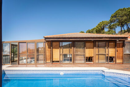 fbddd3122aea9472265ffd9a4f35ed75 - 3