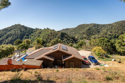 fbddd3122aea9472265ffd9a4f35ed75 - 30