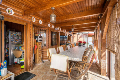 fbddd3122aea9472265ffd9a4f35ed75 - 9