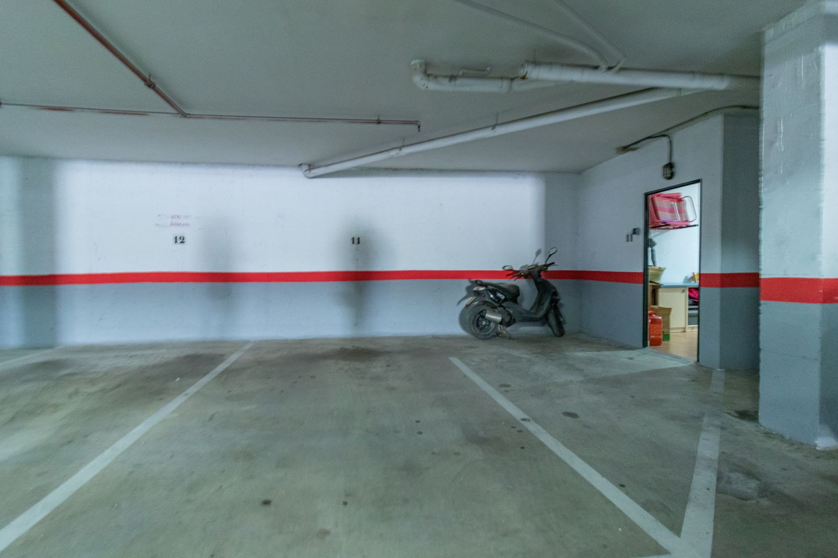 fca6746094eb1bfbc98f751cfc8e9def - 19