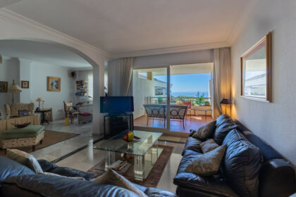 fca6746094eb1bfbc98f751cfc8e9def - 3