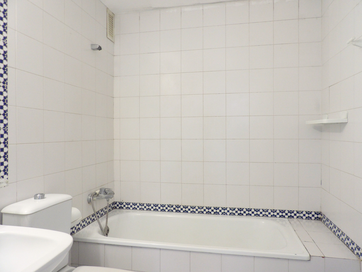 fd1671fc718222593f1cd684cd8cfb9c - 9