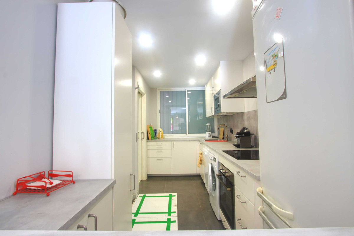 fd1d4c4fc213fbe03262a416e9ec6112 - 12