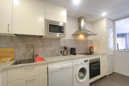 fd1d4c4fc213fbe03262a416e9ec6112 - 13