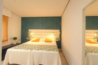 fd1d4c4fc213fbe03262a416e9ec6112 - 18