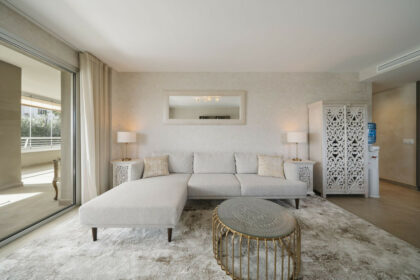 fd83f3ae2b18d8dfae80c09e880c2a46 - 11