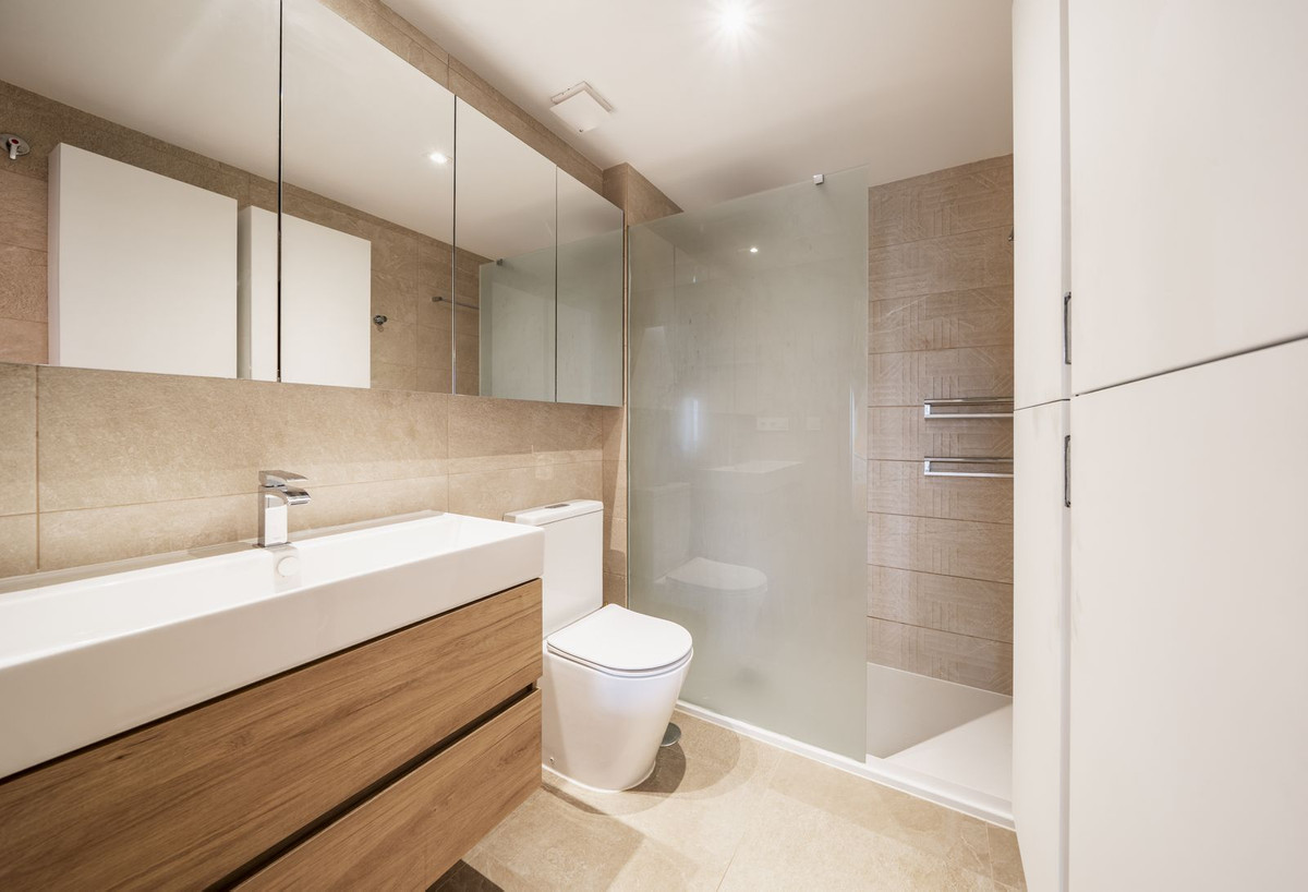 fd83f3ae2b18d8dfae80c09e880c2a46 - 28