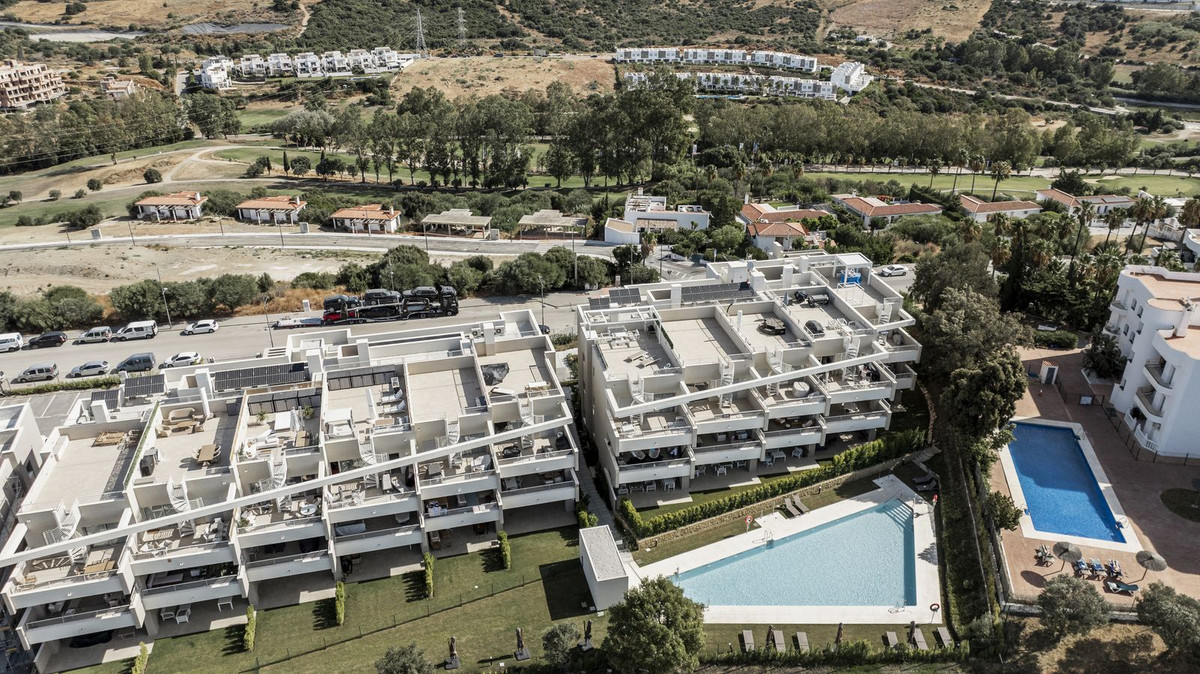 fd83f3ae2b18d8dfae80c09e880c2a46 - 35