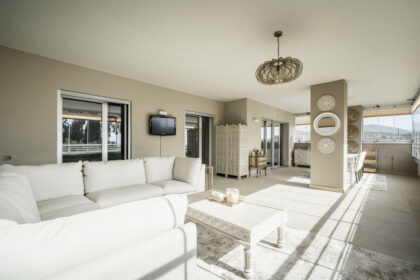 fd83f3ae2b18d8dfae80c09e880c2a46 - 4