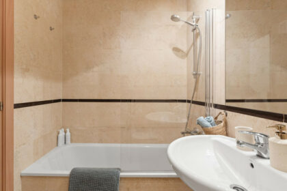 fdd9ea99154e18e735d2ba9b4bdb54dd - 14