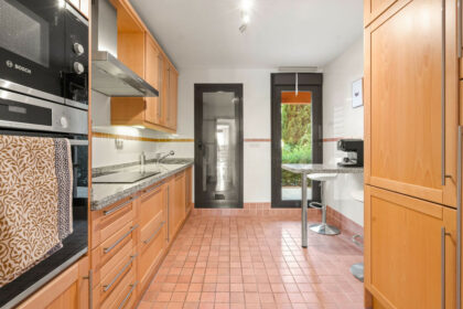 fdd9ea99154e18e735d2ba9b4bdb54dd - 17