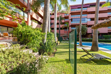 fdd9ea99154e18e735d2ba9b4bdb54dd - 19